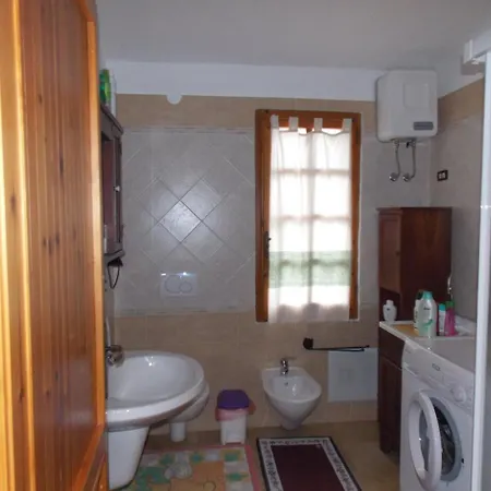 Σπίτι διακοπών In With Large Terrace And Garden *